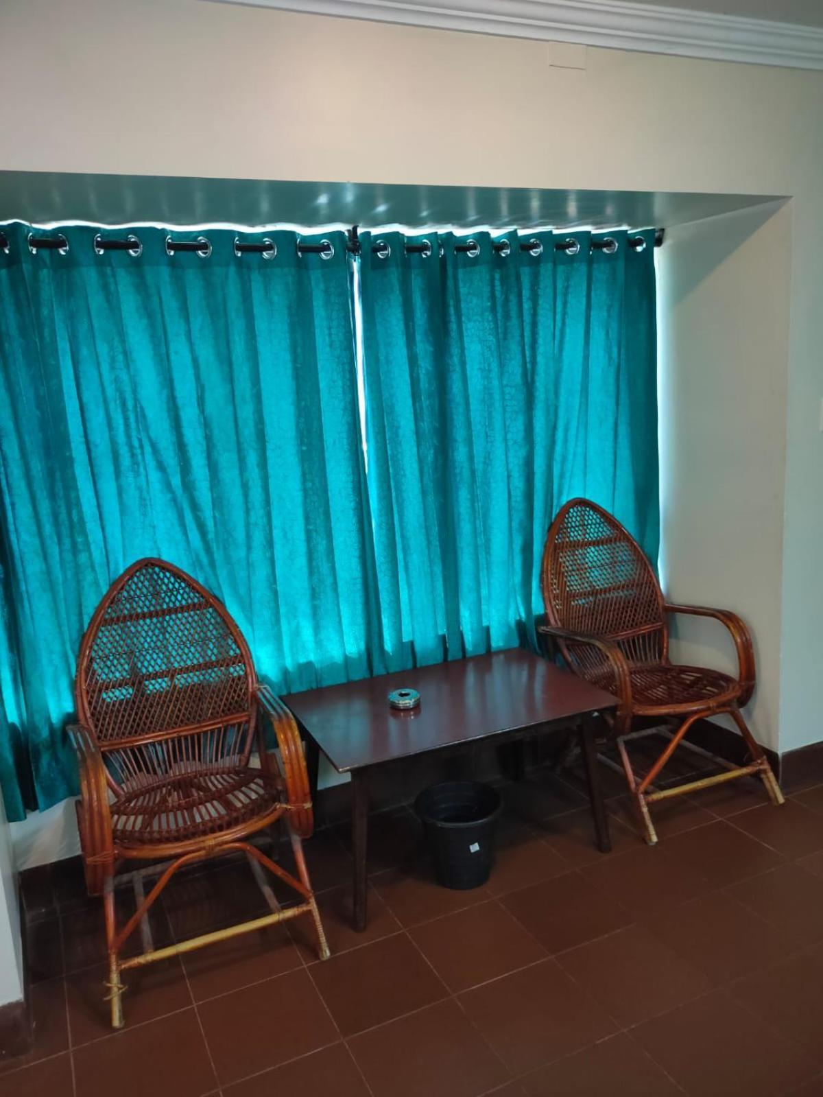 Anjana Hotels Тхени Экстерьер фото